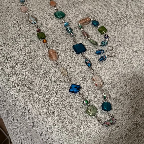 Premier Designs Jewelry - Premier Designs Necklace, Bracelet and Earrings Set